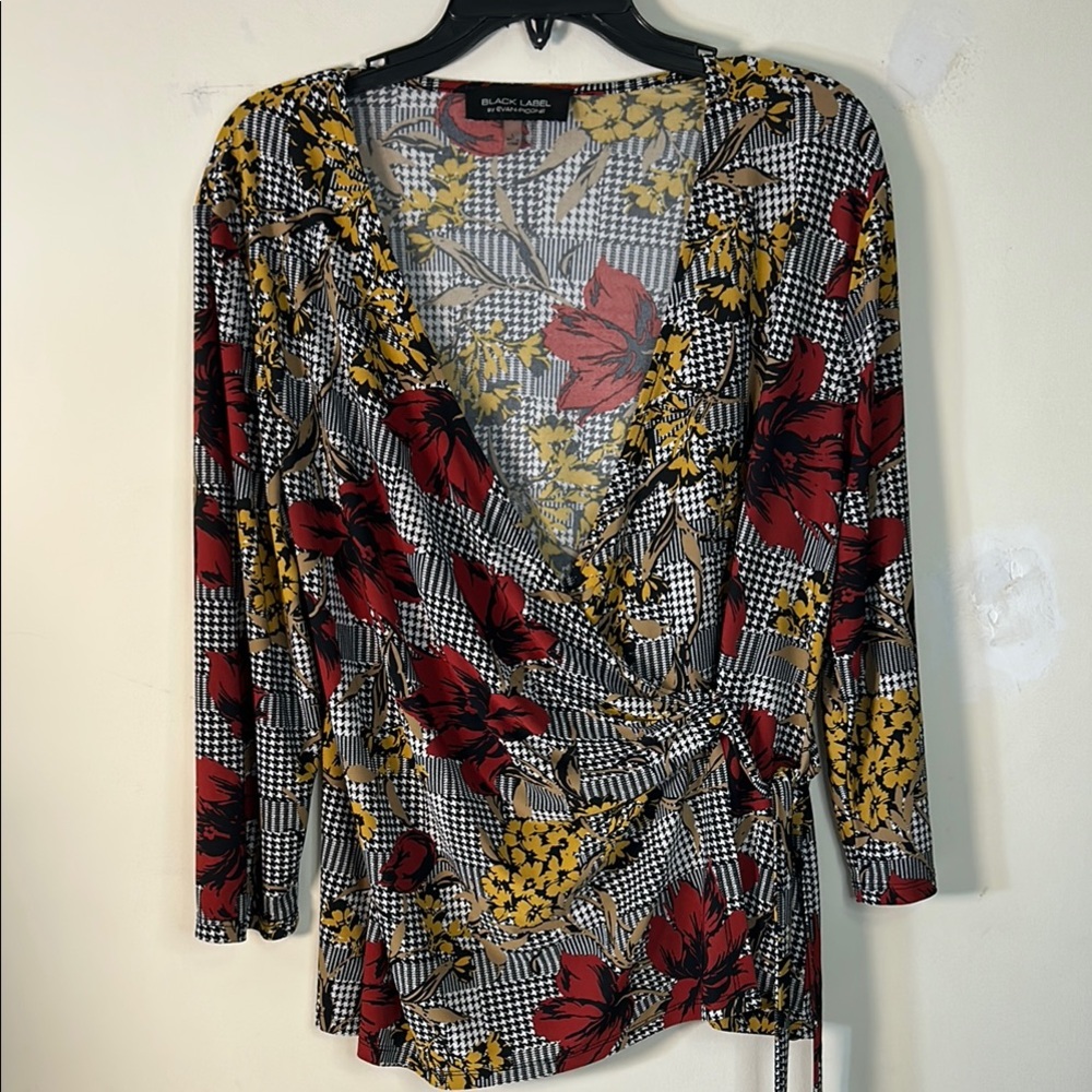Black‎ Label by Evan Picone Floral Wrap Blouse Black, White & Red Size Large